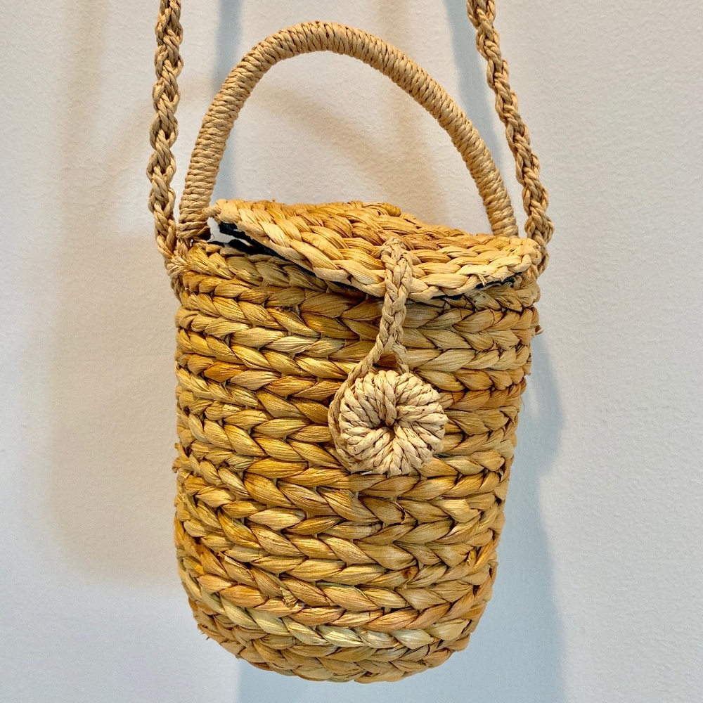 Zara Girl's Woven Crossbody Bucket Bag